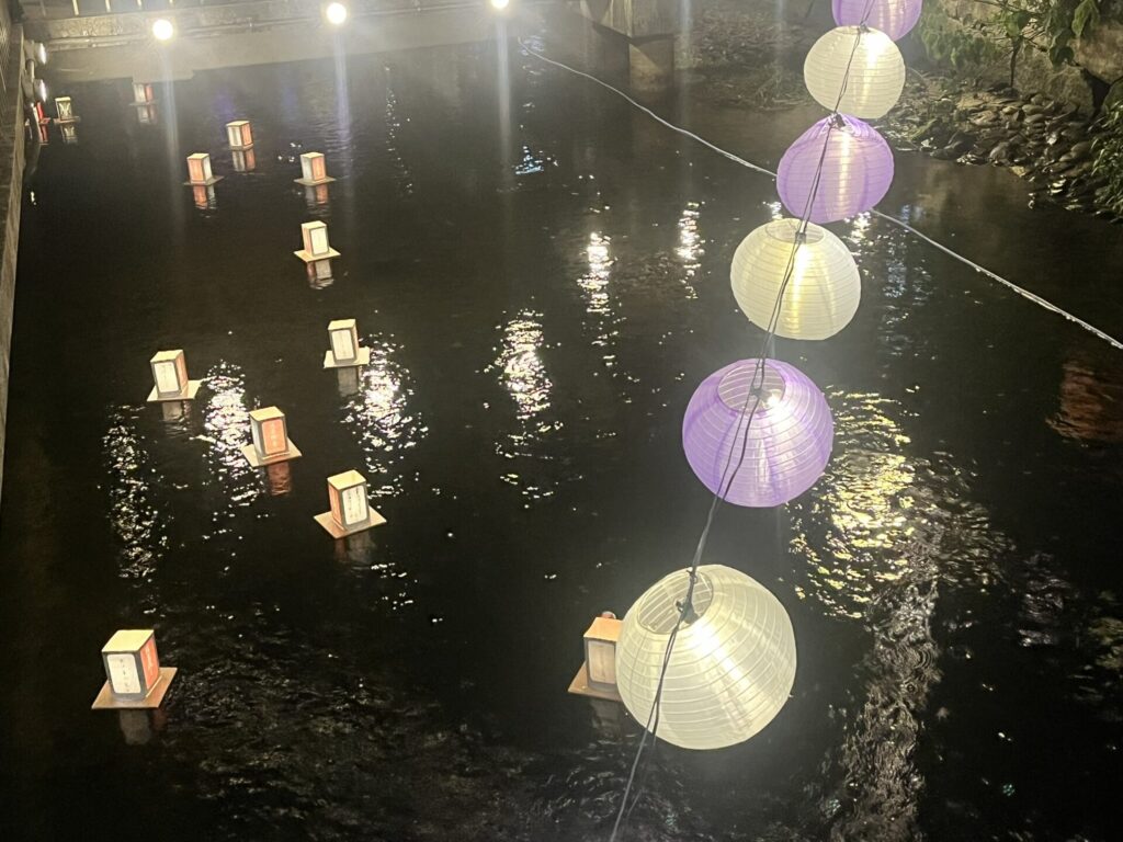 灯篭流し